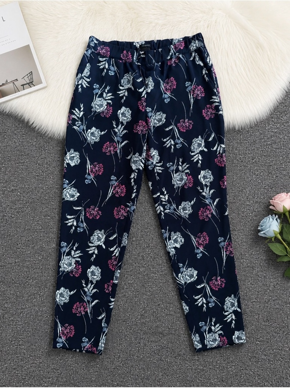 Ann Taylor Navy Floral Print Elastic Waist Pants
